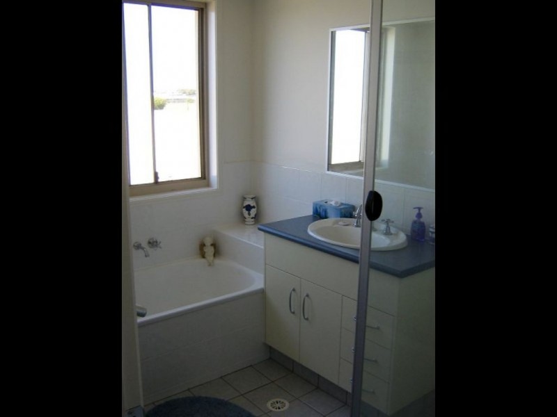 Coral Cove QLD 4670