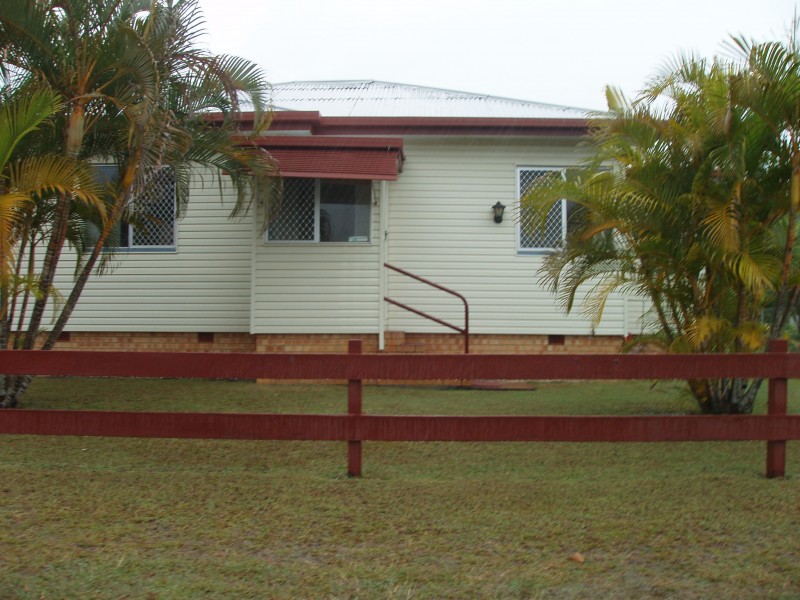 16 Hurst Street, Bundaberg QLD 4670
