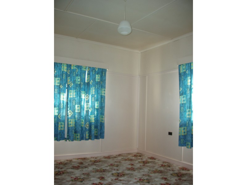 15 MacLeod Street, Bundaberg QLD 4670