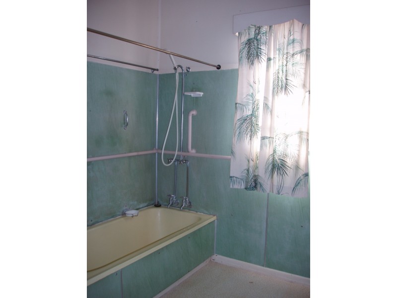 15 MacLeod Street, Bundaberg QLD 4670