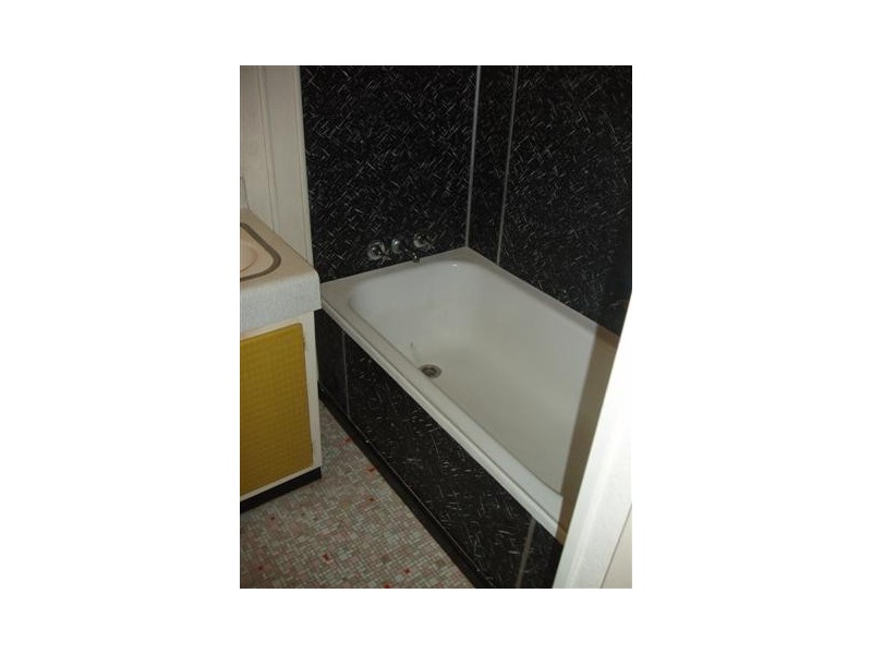 17 Wainwright Street, Bundaberg QLD 4670