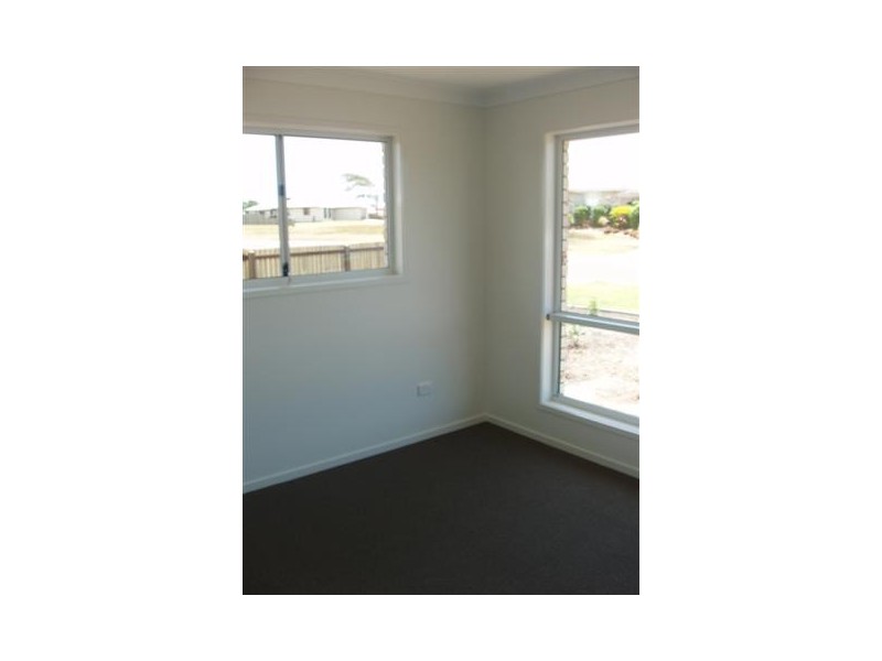 2/31 Mary Fox Street, Innes Park QLD 4670