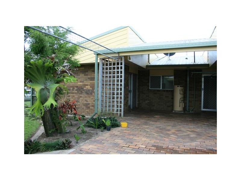 14 Phillips Street, Bundaberg North QLD 4670