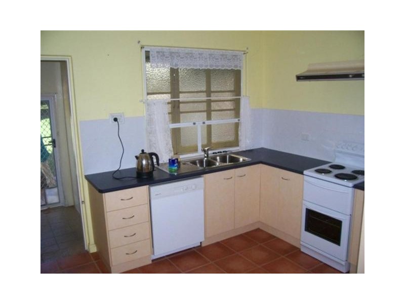 37 Skyring Street, Bundaberg East QLD 4670
