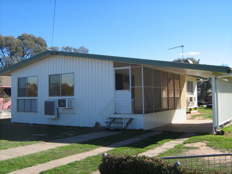 23 Osler Street, Meandarra QLD 4422