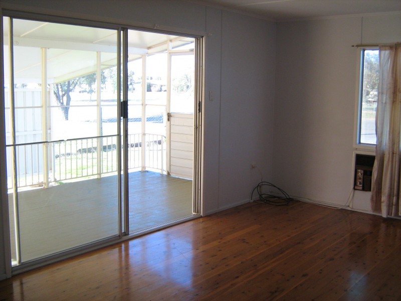 23 Osler Street, Meandarra QLD 4422