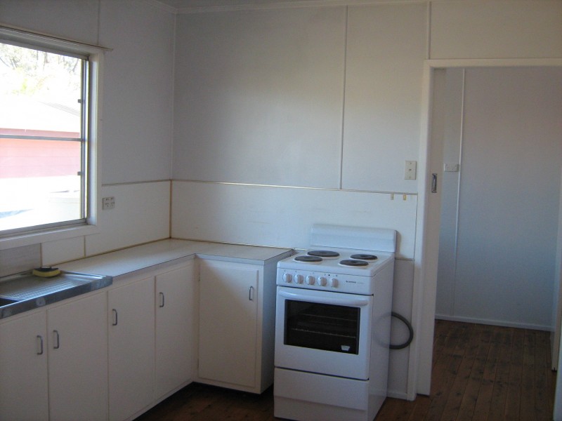 23 Osler Street, Meandarra QLD 4422