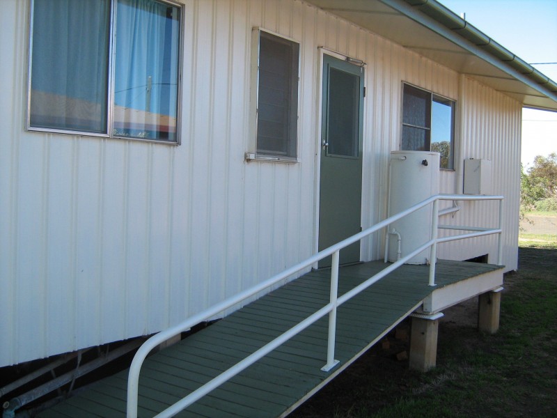 23 Osler Street, Meandarra QLD 4422