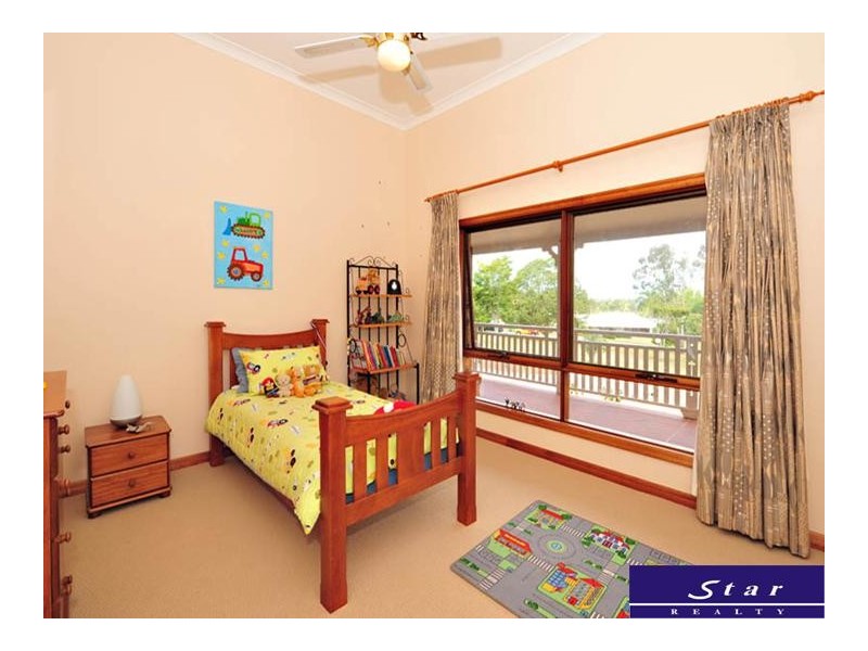 Warner QLD 4500