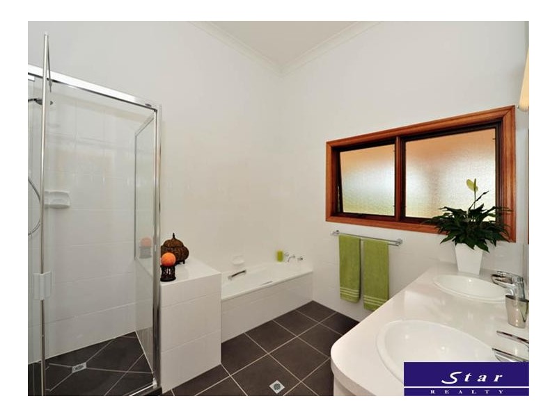 Warner QLD 4500
