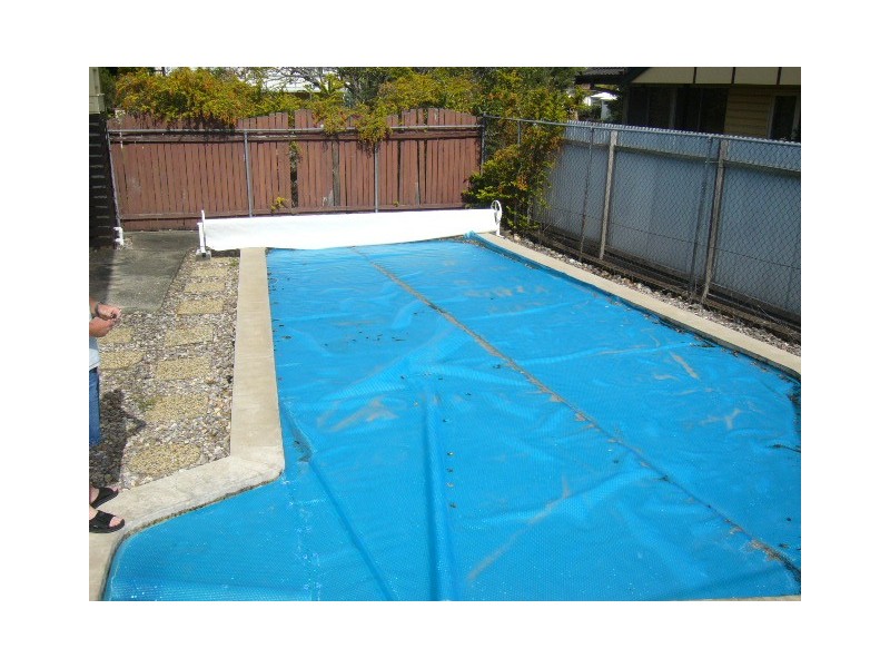 9 Sedgemoor Street, Stafford Heights QLD 4053