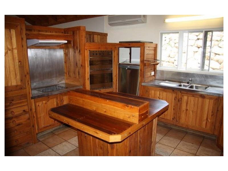 Everton Hills QLD 4053