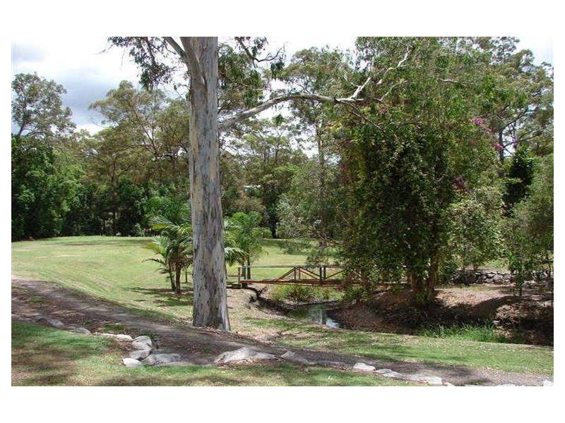 Everton Hills QLD 4053