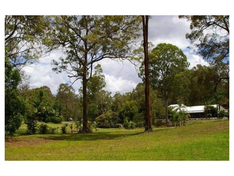 Everton Hills QLD 4053