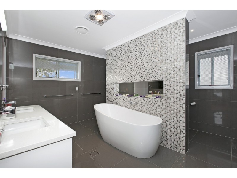 Bridgeman Downs QLD 4035