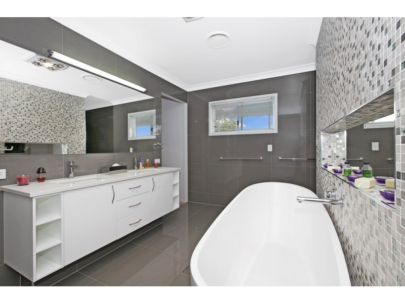 Bridgeman Downs QLD 4035