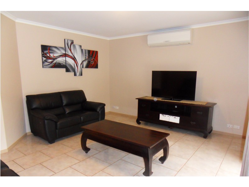 3 Kingfisher Street, Albany Creek QLD 4035