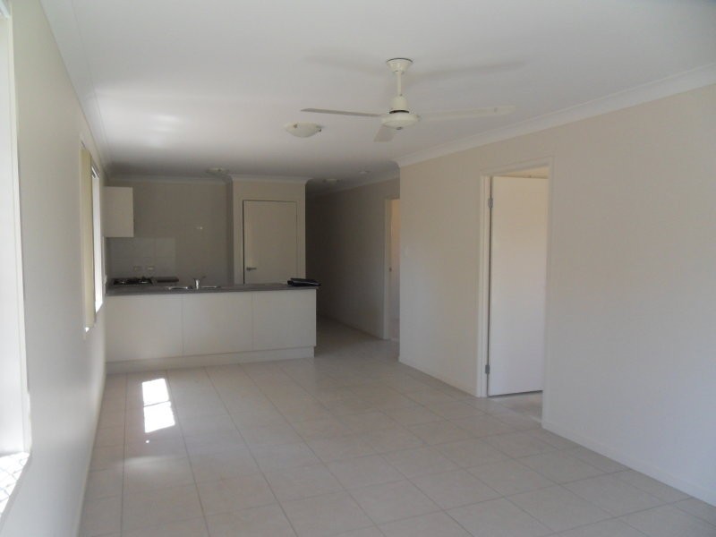 Rothwell QLD 4022