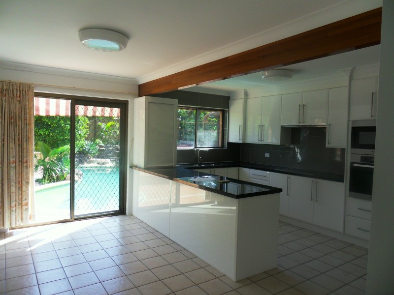 4 Claret Street, Carseldine QLD 4034