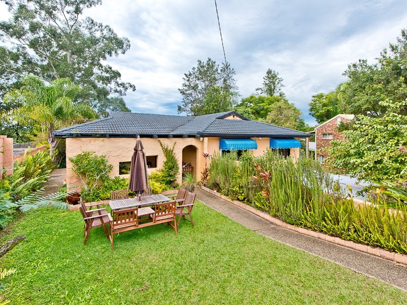 Eatons Hill QLD 4037