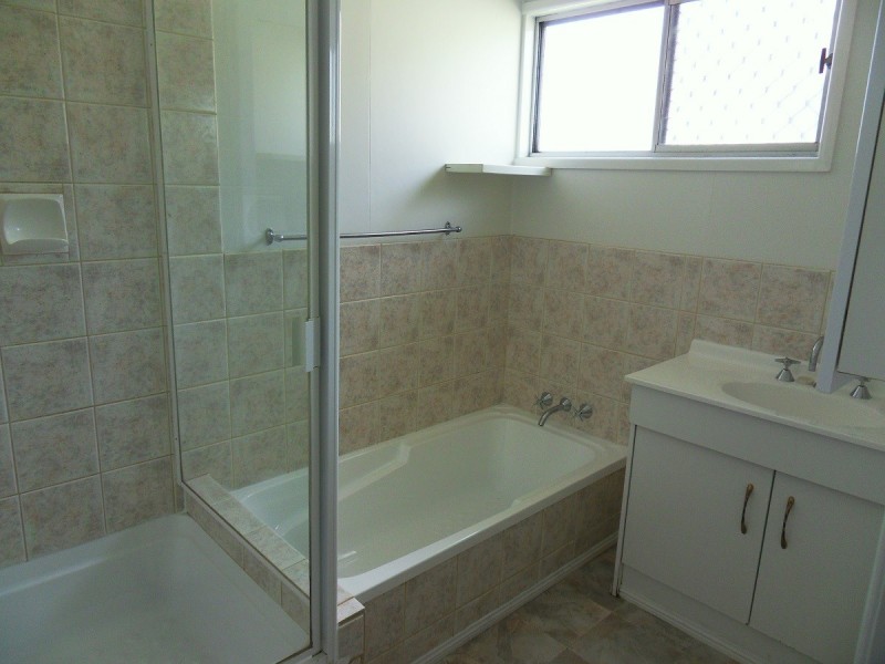 2 Archer Street, Kallangur QLD 4503