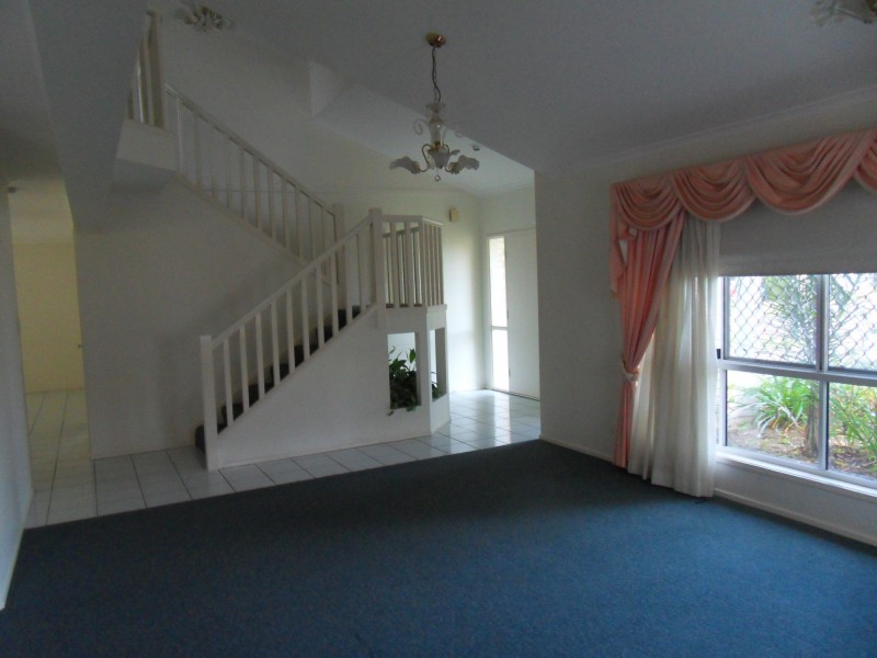 10 Cosme Place, Bridgeman Downs QLD 4035