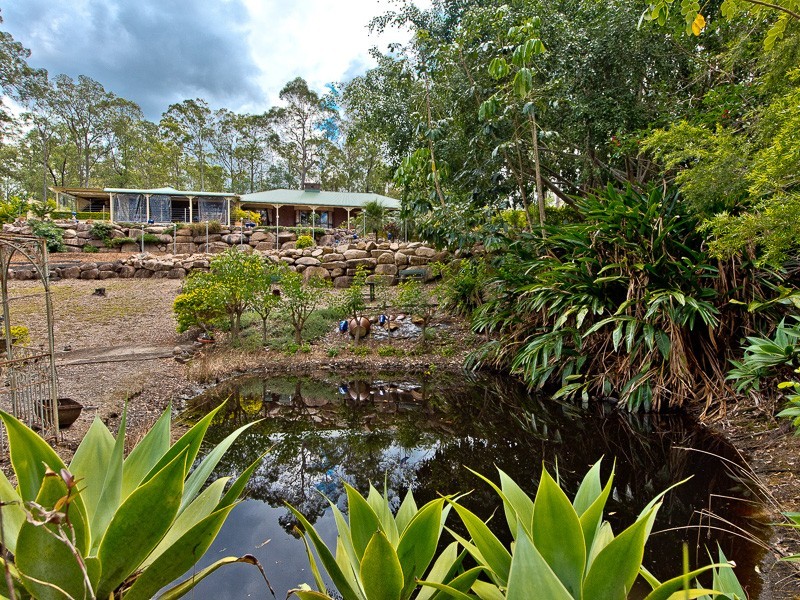 Eatons Hill QLD 4037