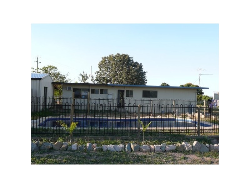 117 Mount Kelly Drive, Ayr QLD 4807