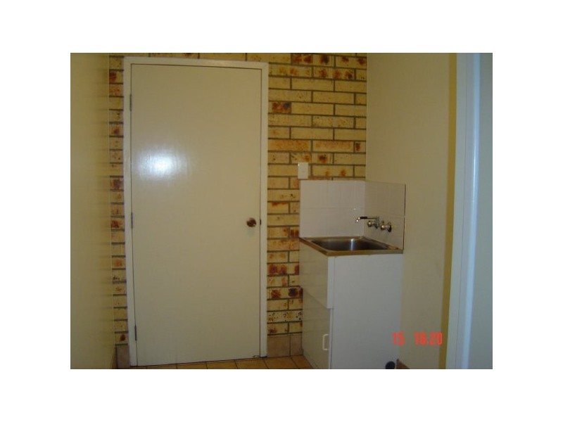 2/68 Munro Street, Ayr QLD 4807