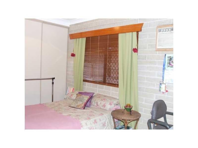 2a Hillcrest Place, Ayr QLD 4807