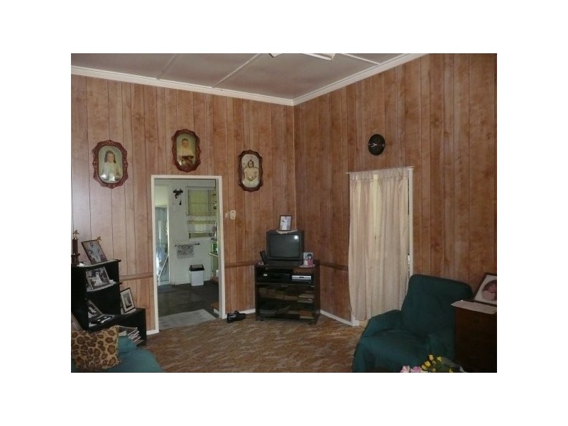 16 Paine Street, Ayr QLD 4807
