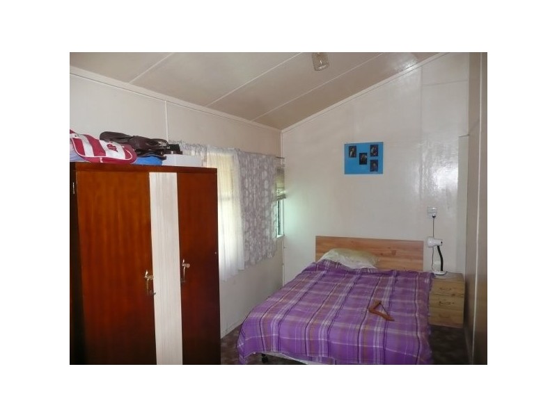 16 Paine Street, Ayr QLD 4807