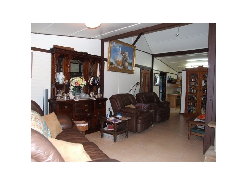 192 Mount Kelly Drive, Mount Kelly QLD 4807