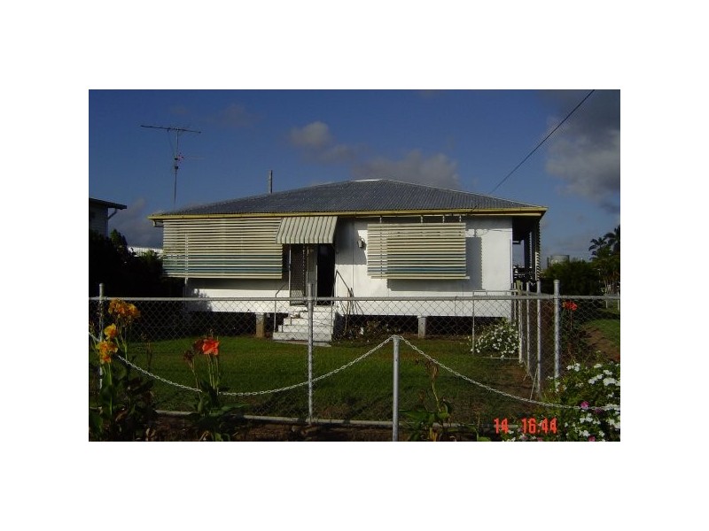 35 Thirteenth Avenue, Home Hill QLD 4806