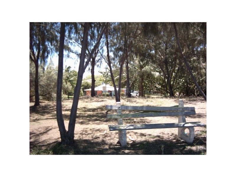Alva Beach QLD 4807