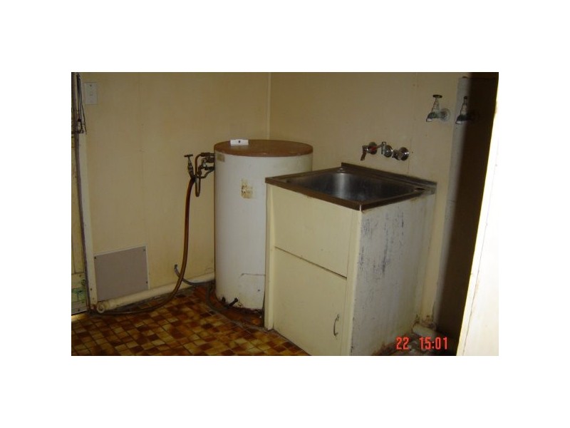 11 Topton Street, Alva QLD 4807