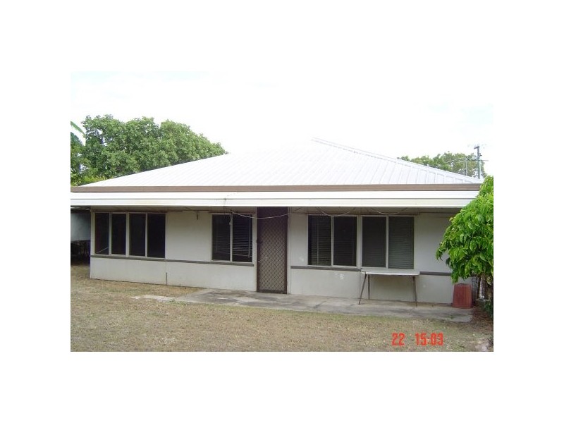 11 Topton Street, Alva QLD 4807