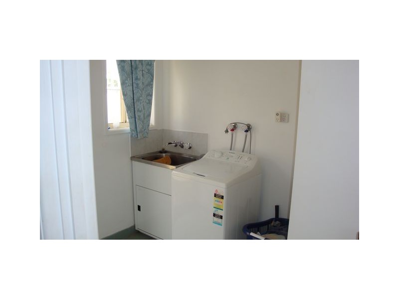 Avenell Heights QLD 4670