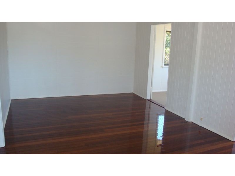 Svensson Heights QLD 4670