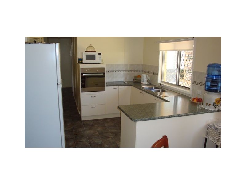 Avenell Heights QLD 4670