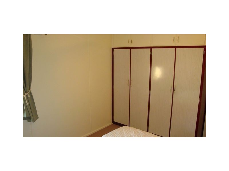 Avenell Heights QLD 4670