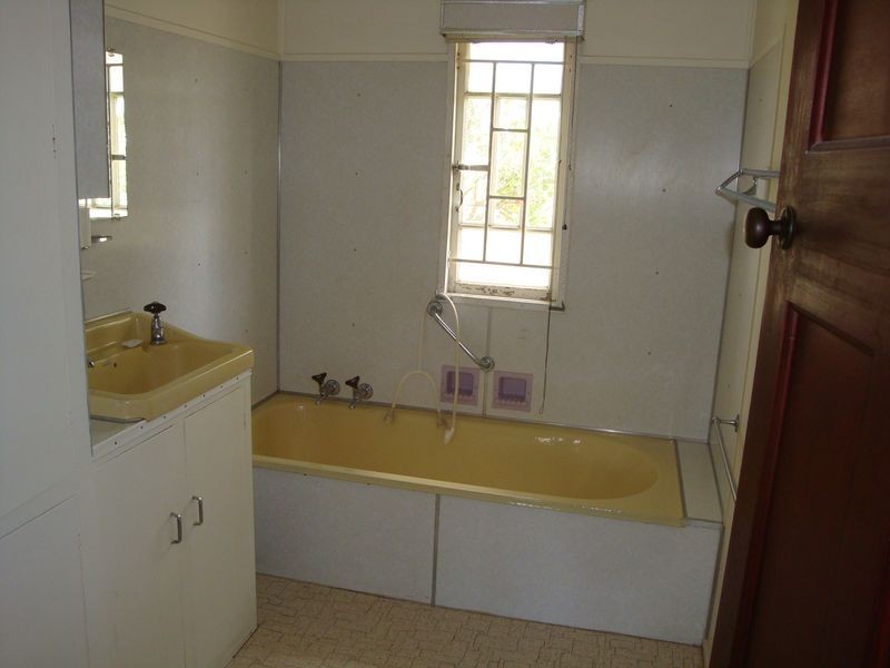 Walkervale QLD 4670
