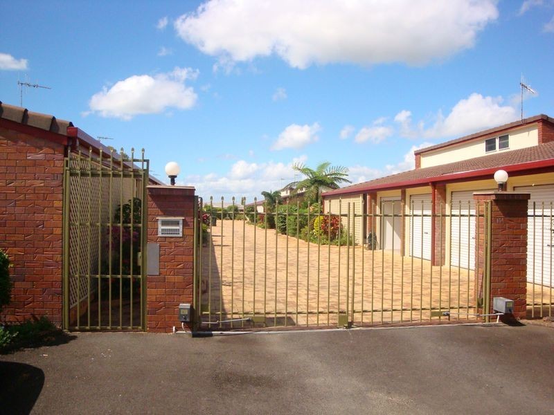 Avenell Heights QLD 4670