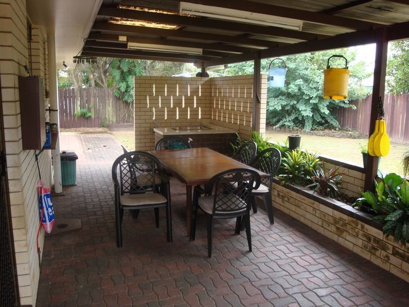 Avenell Heights QLD 4670