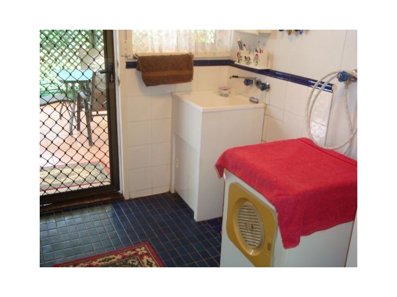 Avenell Heights QLD 4670