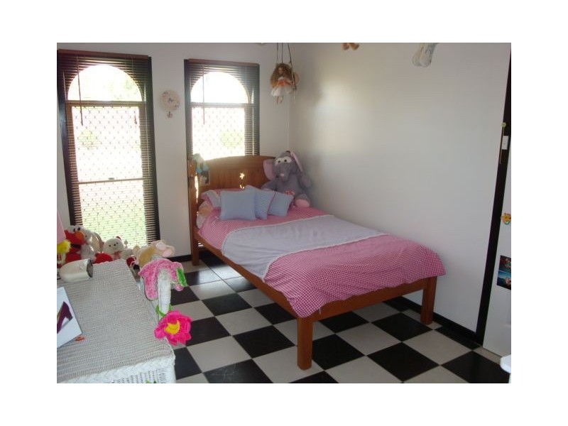 Kepnock QLD 4670