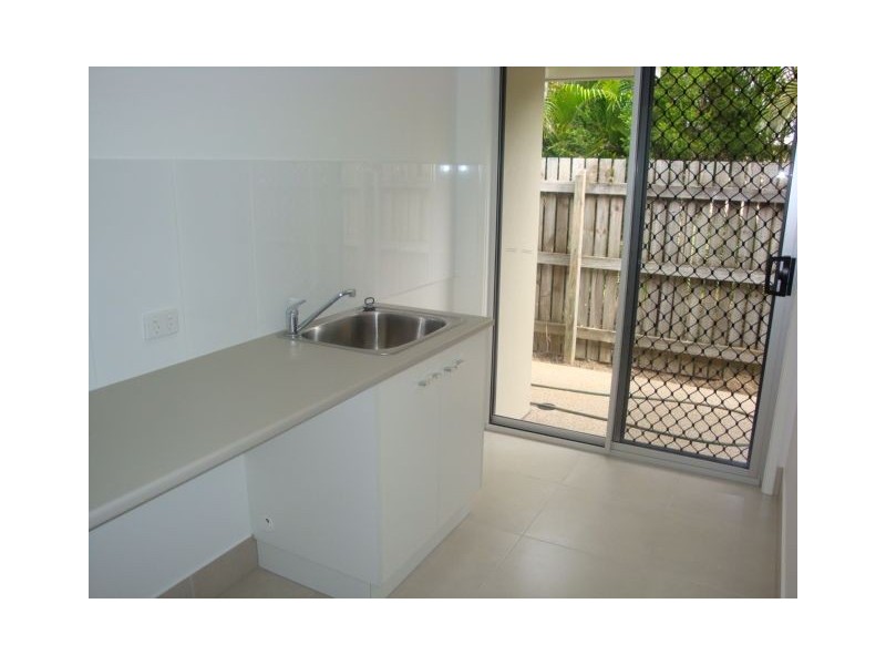 Avenell Heights QLD 4670