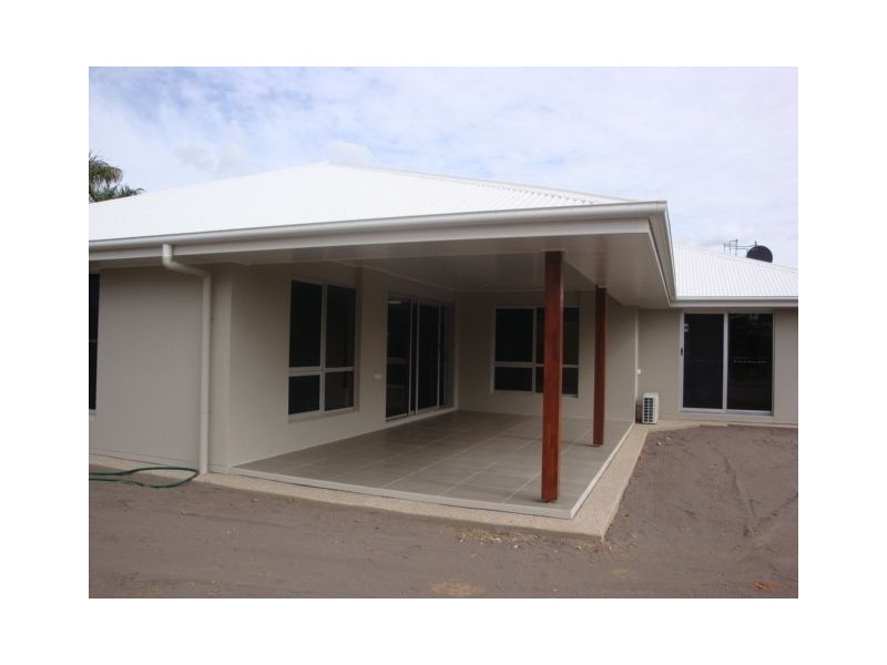 Avenell Heights QLD 4670