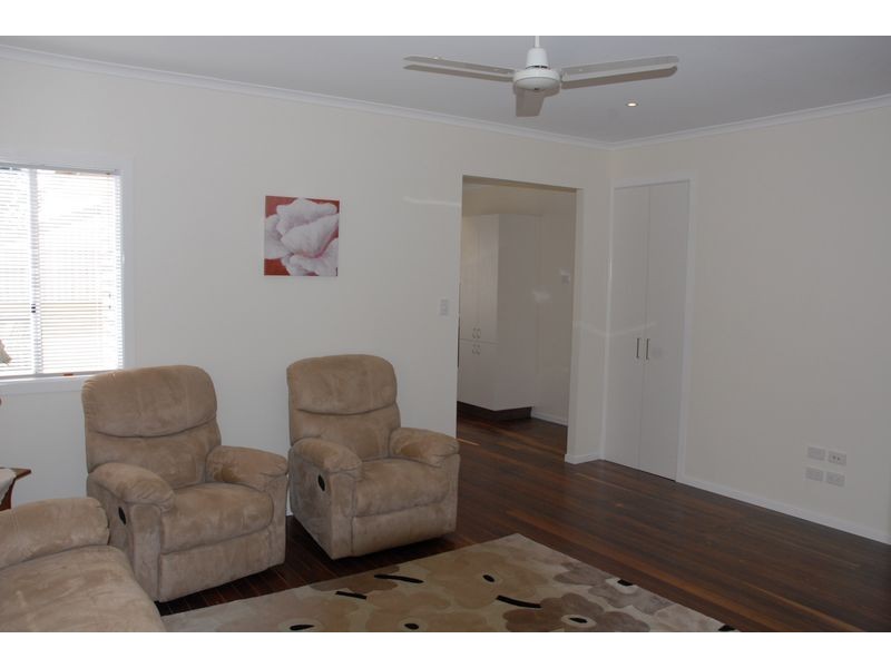 Walkervale QLD 4670