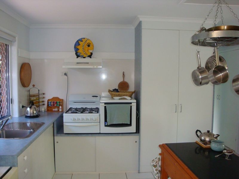 Avenell Heights QLD 4670